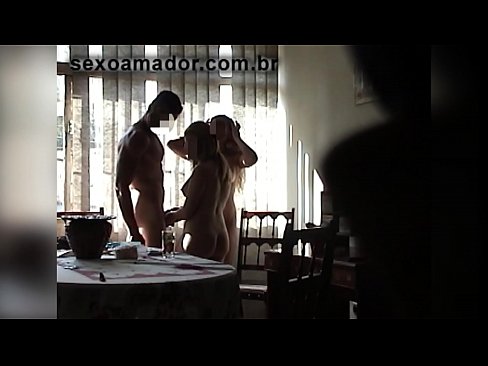 ❤️ セックスフレンドが巨漢を誘って3P ❤️ 自家製ポルノ ❌️